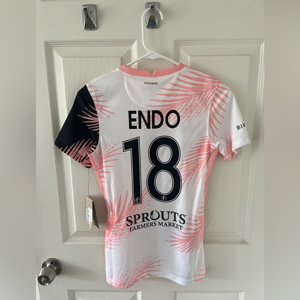 NWT Angel City FC 2022 Daylight away jersey Endo 18